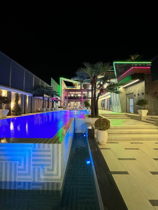 Доступные цены Beverley Hills в Чарваке