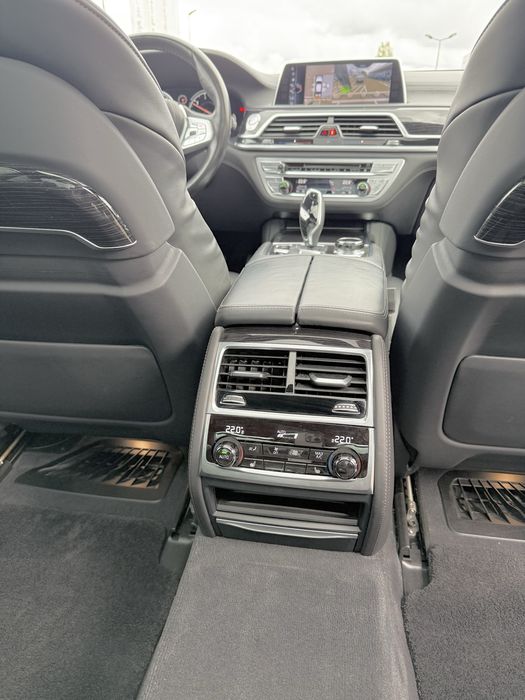 BMW 730Ld xDrive / Long / Individual / IMPECABIL
