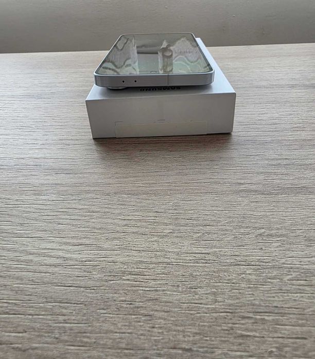 Samsung A56 256GB цвят Awesome Lightgray