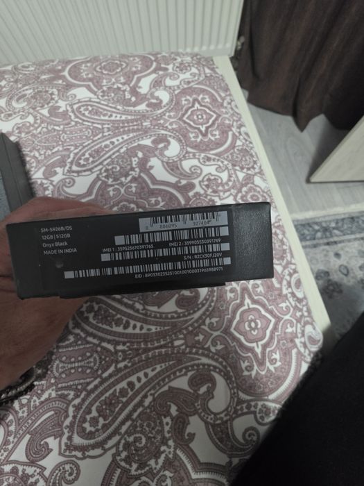 Vând samsung s 24 plus