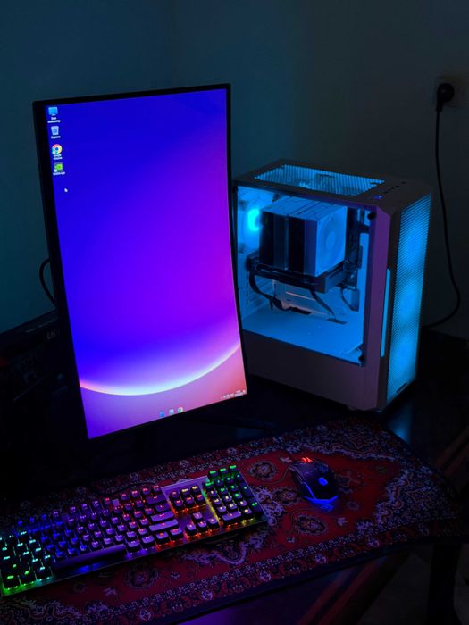 i5 12400F / rtx 5050 / 32 gb / 1 TB / 300 hz