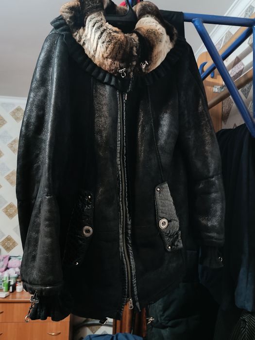 Продам дублёнку.