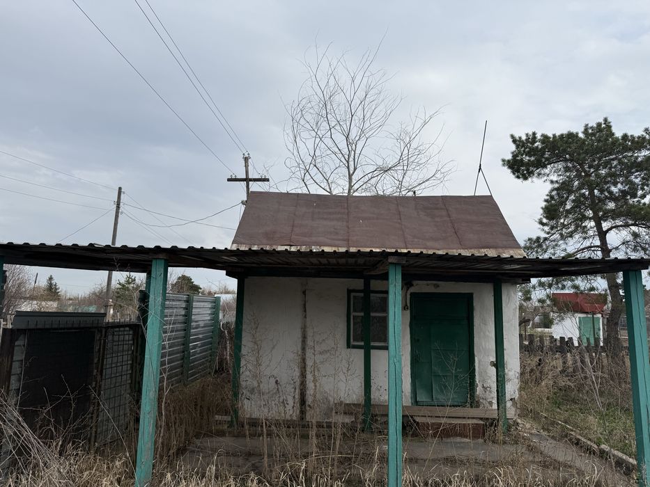 Срочно продам дачу на центральном улице