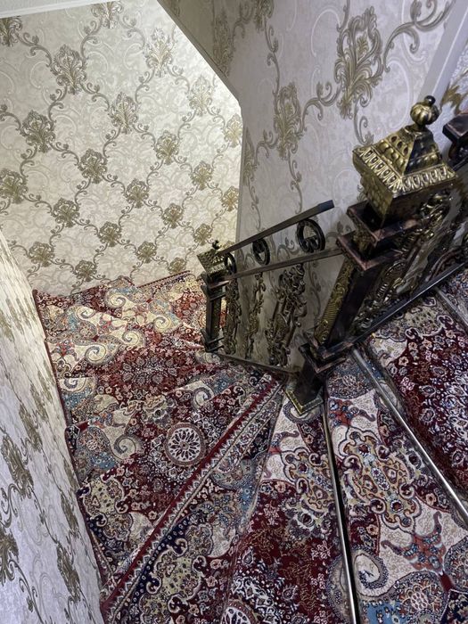 СРОЧНО ПРОДАЕТСЯ!  5-микр.Орбита. 3 этажный индувидуальний дом