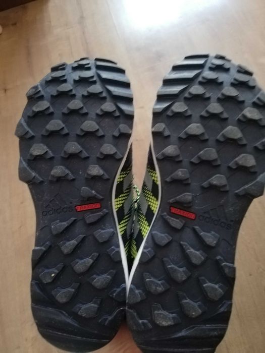 Маратонки adidas