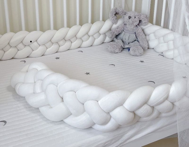 Бортик в кроватку. Коса