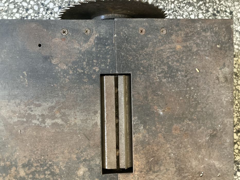 Дърводелска машина