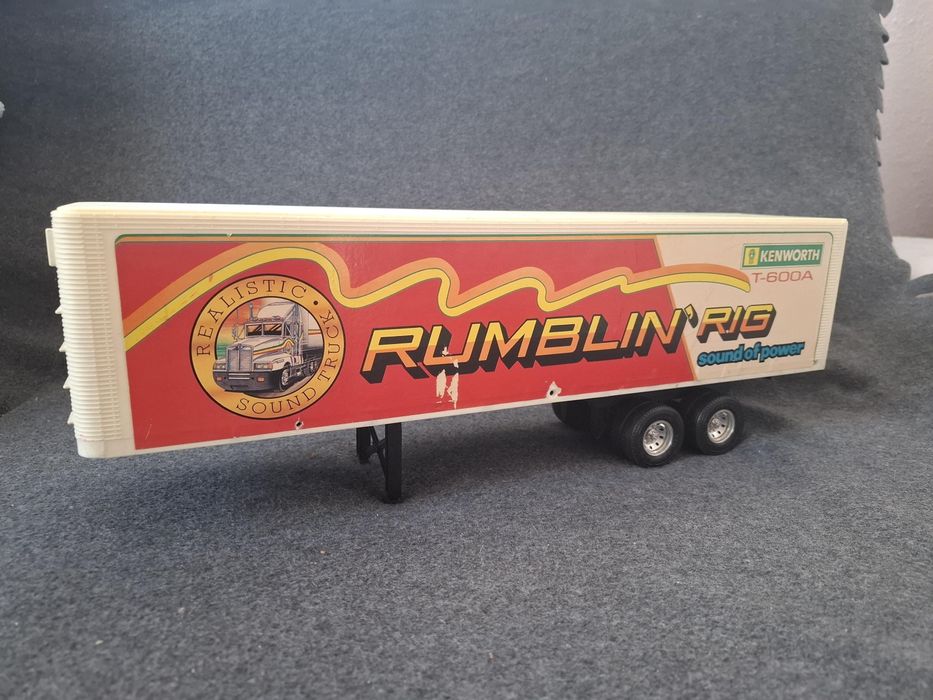 Голямо пластмасово ремарке New Bright 1986 VTG Rumblin' Rig Kenworth T