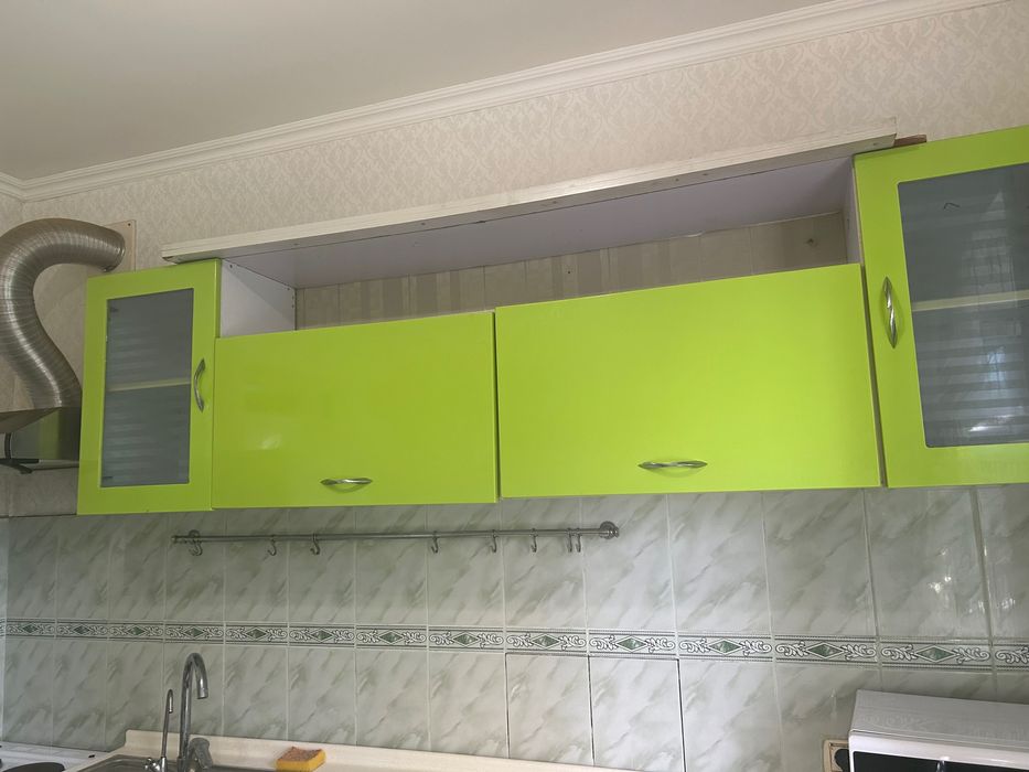 Кухонный шкаф, отдам даром
