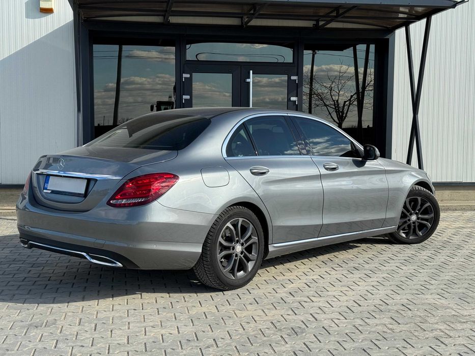 Mercedes-Benz C 220 7G-tronic