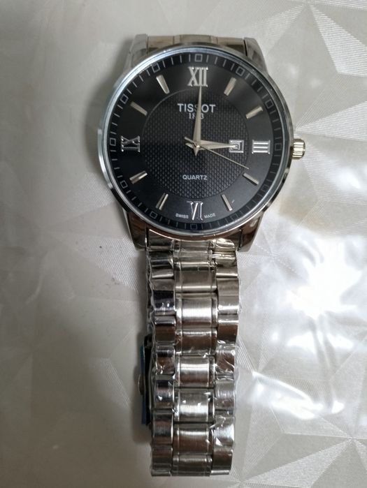 Продам мужские часы