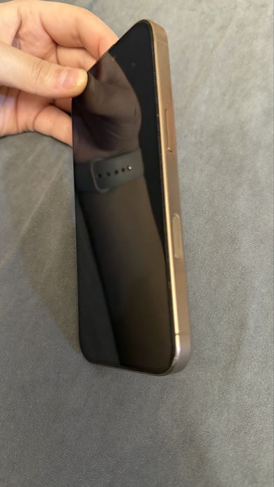 Iphone 16 pro 256 гигабайт