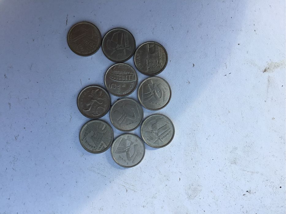 Ceas de dama Lorus japan si monede romanesti vechi pret bun