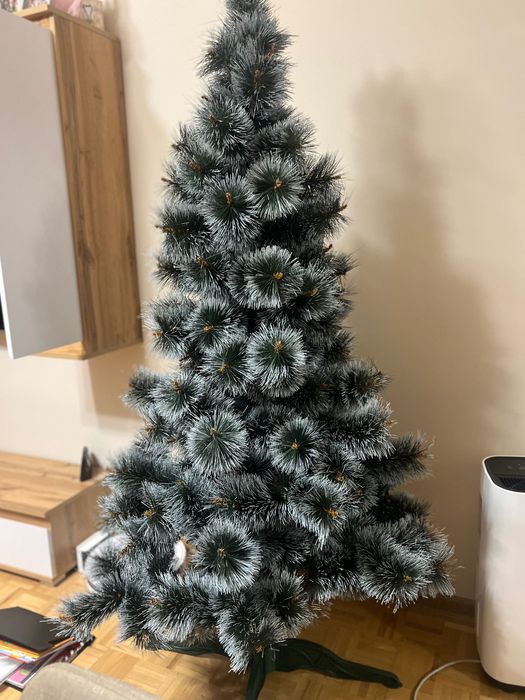 Изкуствена Коледна елха