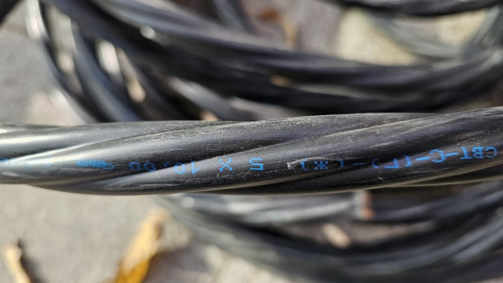 Продавам кабел СВТ-С 5х10 кв.мм, като нов