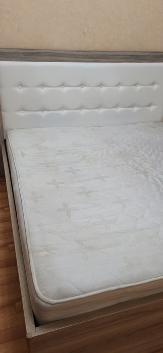 Продам кровать в спальню