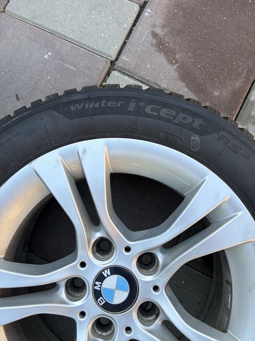 Jante BMW r16 echipate cu anvelope