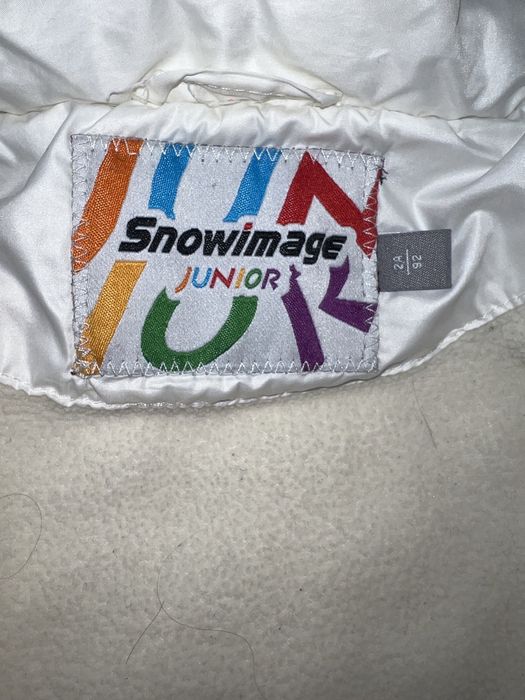 Продам осеннюю куртку для девочки