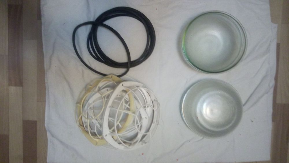 Светильники, плафоны, старые.