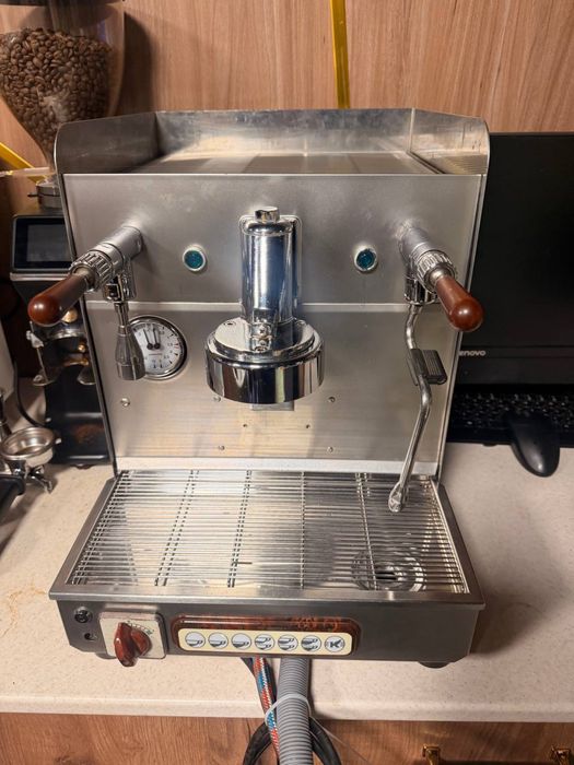 Кофемашина ELEKTRA