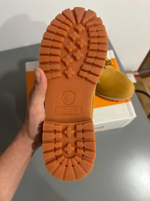 Ghete Timberland Premium 6 inch Wheat marimea 43 impermeabile