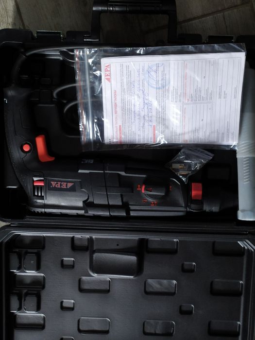 Продам перфоратор марки EPA