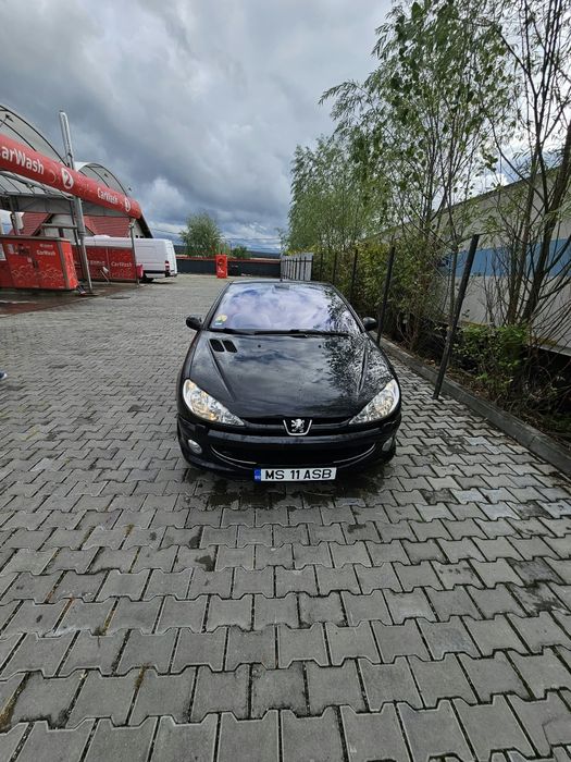 Vând Peugeot 206 Cc