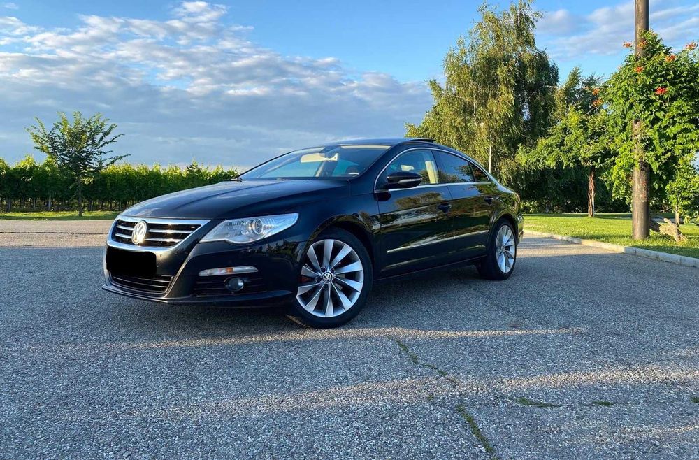 VOLKSWAGEN Passat CC 2010