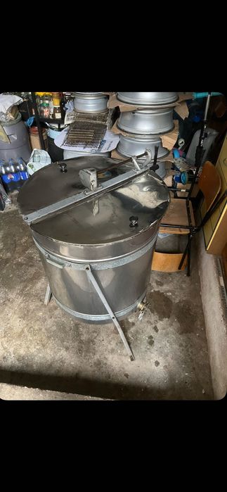 Centrofuga za med центрофуга за мед