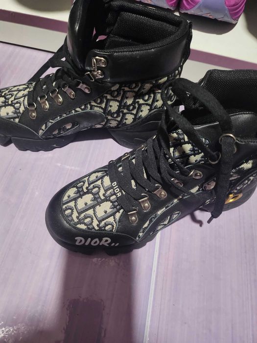 Дамски обувки нови