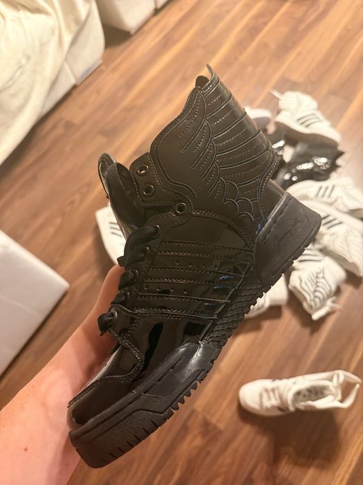 Vand colectia Adidasi Adidas x Jeremy Scott Wings Aripi