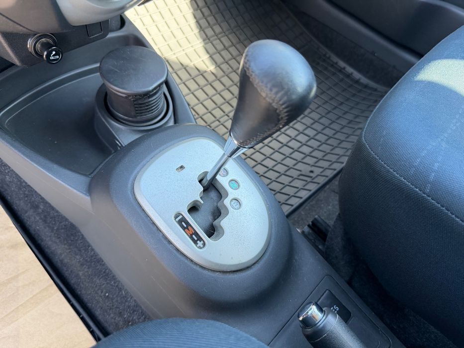 TOYOTA Yaris 2008 — imagine 5