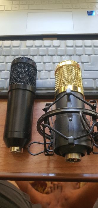 Studioda kerakli mikrafon zvuk karta sotiladi