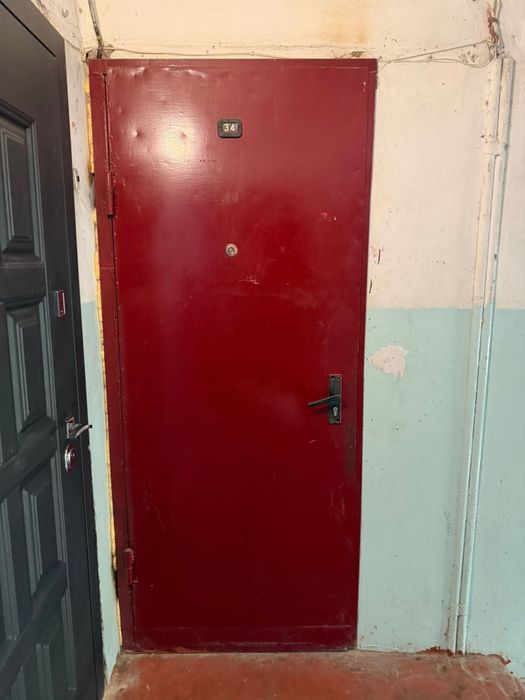 Продам железную дверь