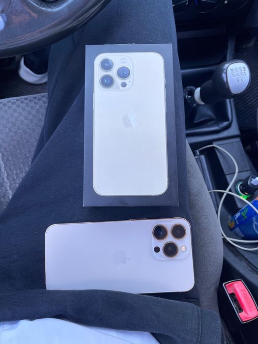Продам Айфон 13про