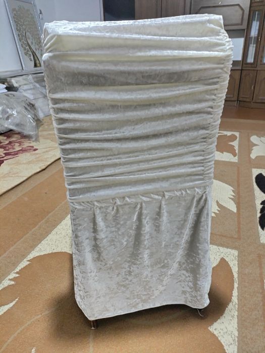 Продам чехол для стульев