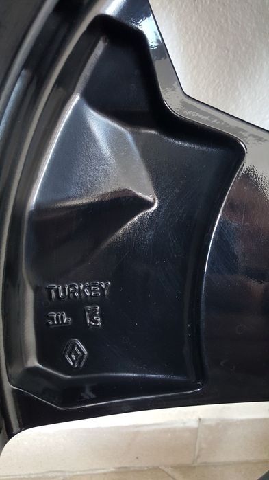 JanteRenaultKadjarArkanaSymbiozCapturMeganeE-TechKoleosScenicE-TechEspaceAustralRafaleTalismanDusterBigsterStrikerNissanJukeQashqaiX-TrailAriya5X114.3
