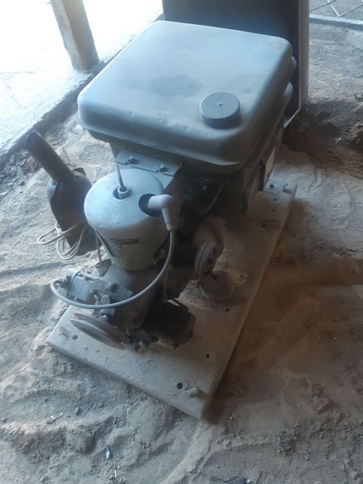 Электростанция .