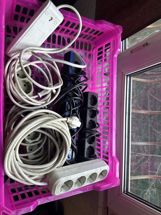 Сетевой фильтр, кабель питания