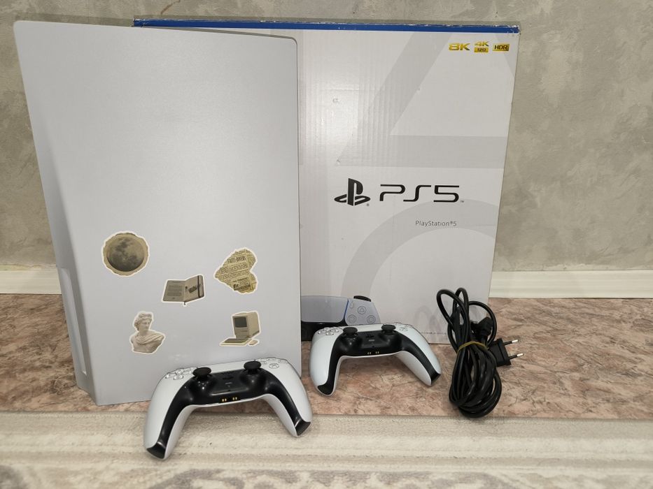 Продам ps5 fat в отличном состоянии