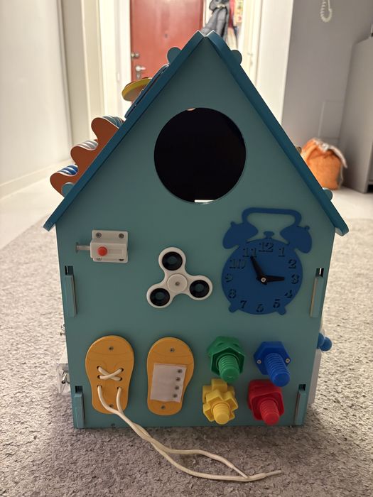 Casuta de activitati lemn Montessori