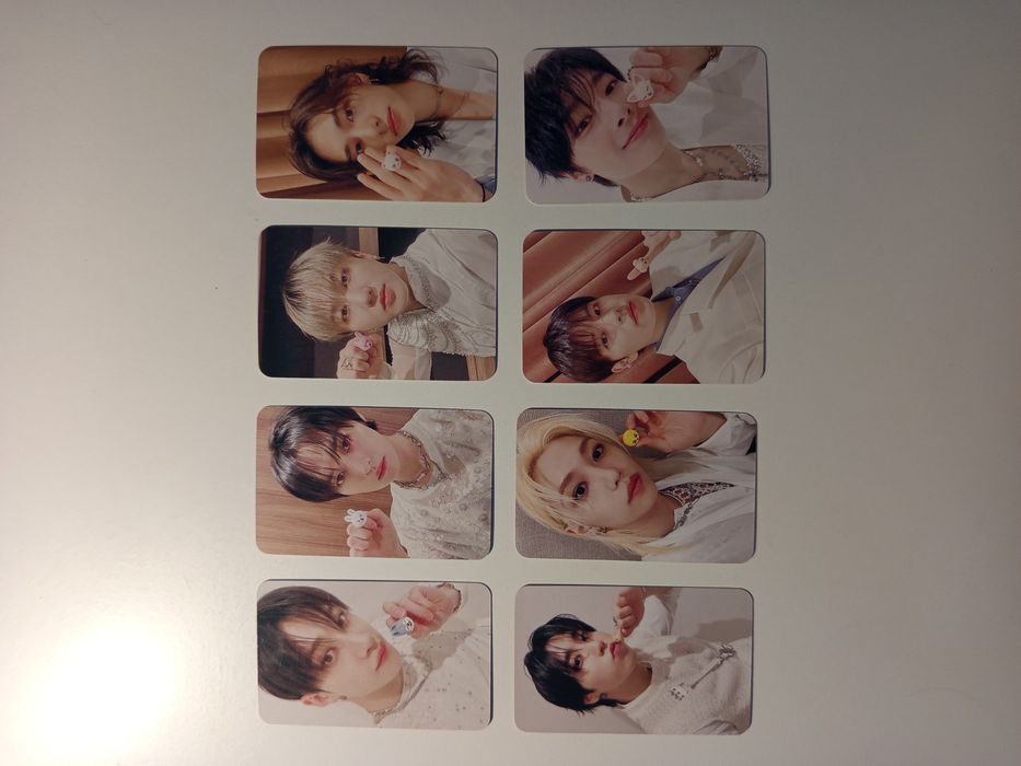 Продавам фотокартички на Stray kids и Enhypen