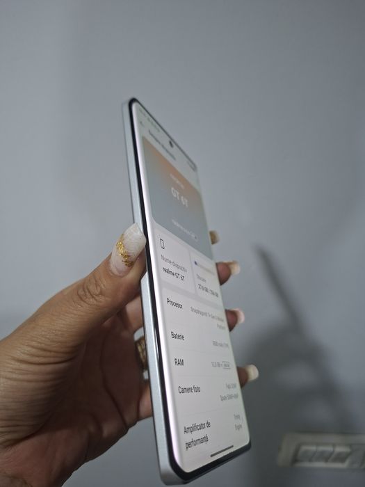 Realme GT 6T 12gb/256Gb