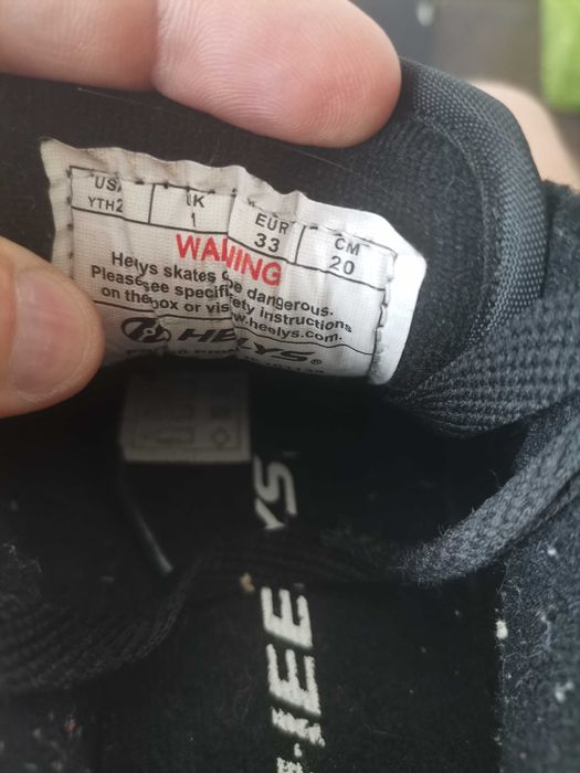 Heelys adidași cu roata