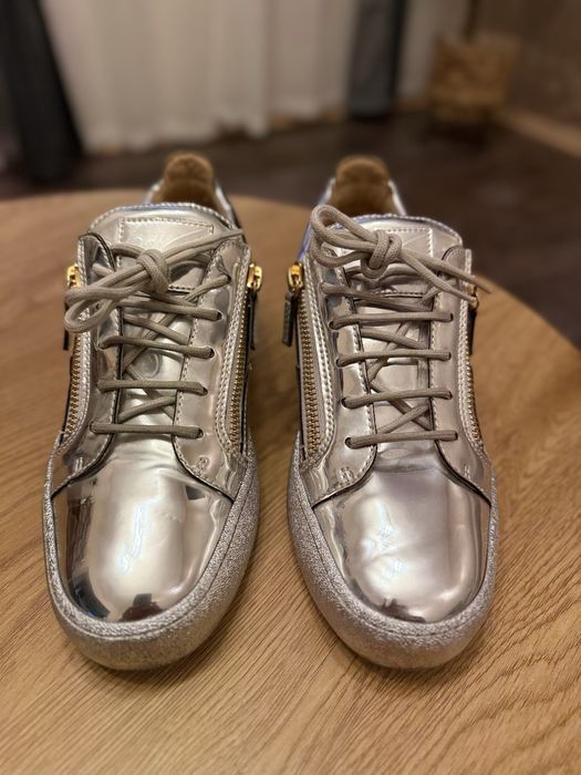 Обувки Giuseppe Zanotti  нови
