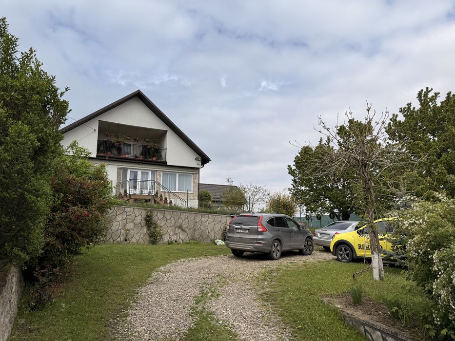 Casa de vanzare Deleni