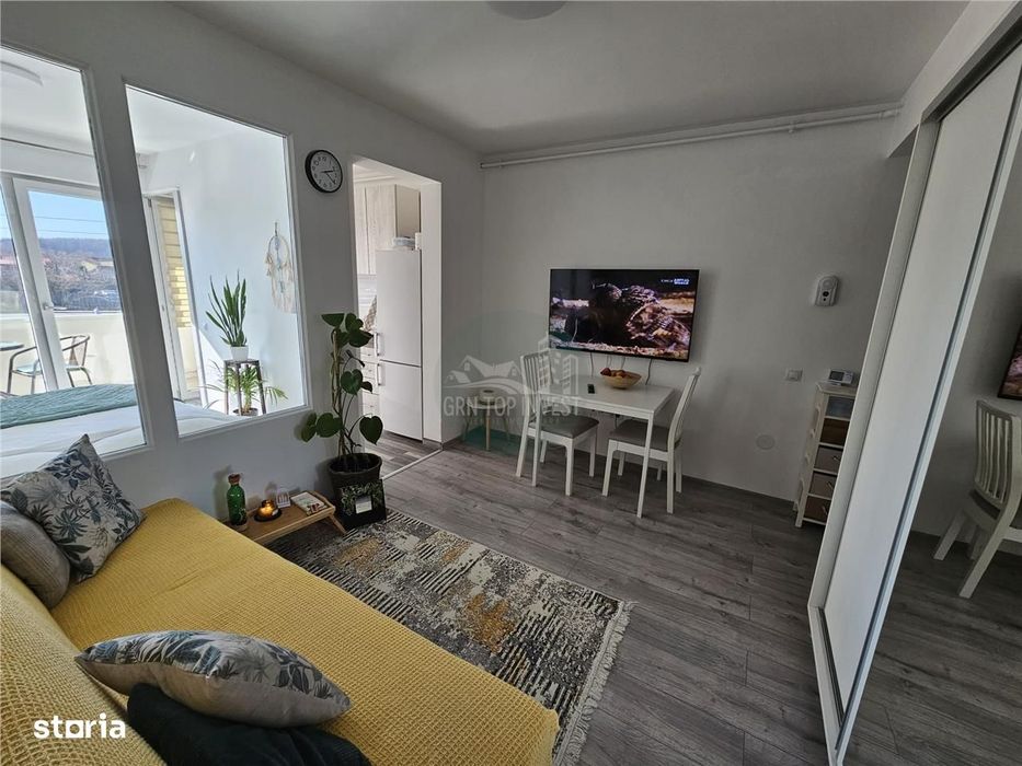 Studio modern balcon parcare zona Arhitectilor