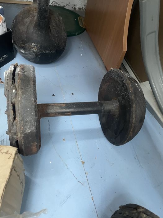 Гантели.   Гиря