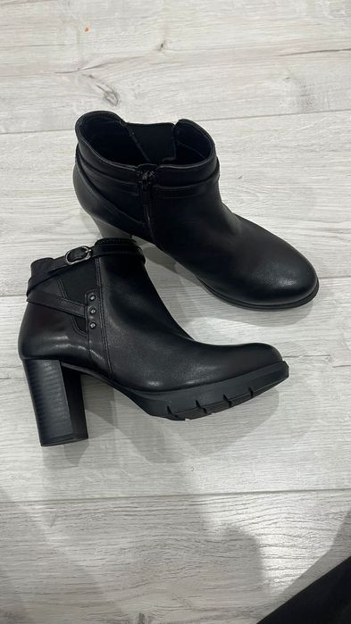 Кожаная обувь комфортная