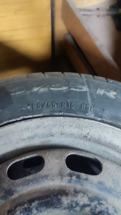Продам шины на авто
